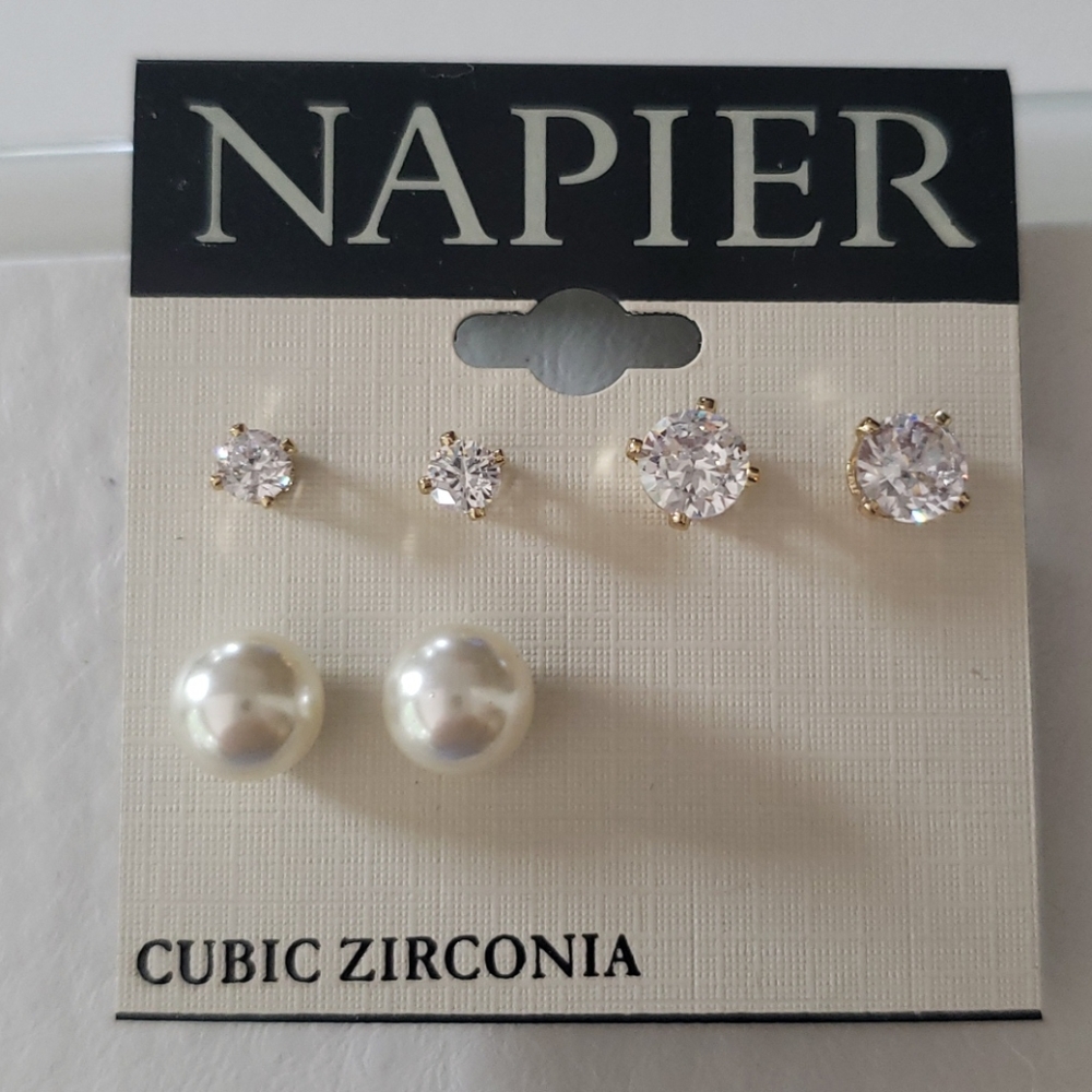 The classic studs!  Ear trio with comfort backs.